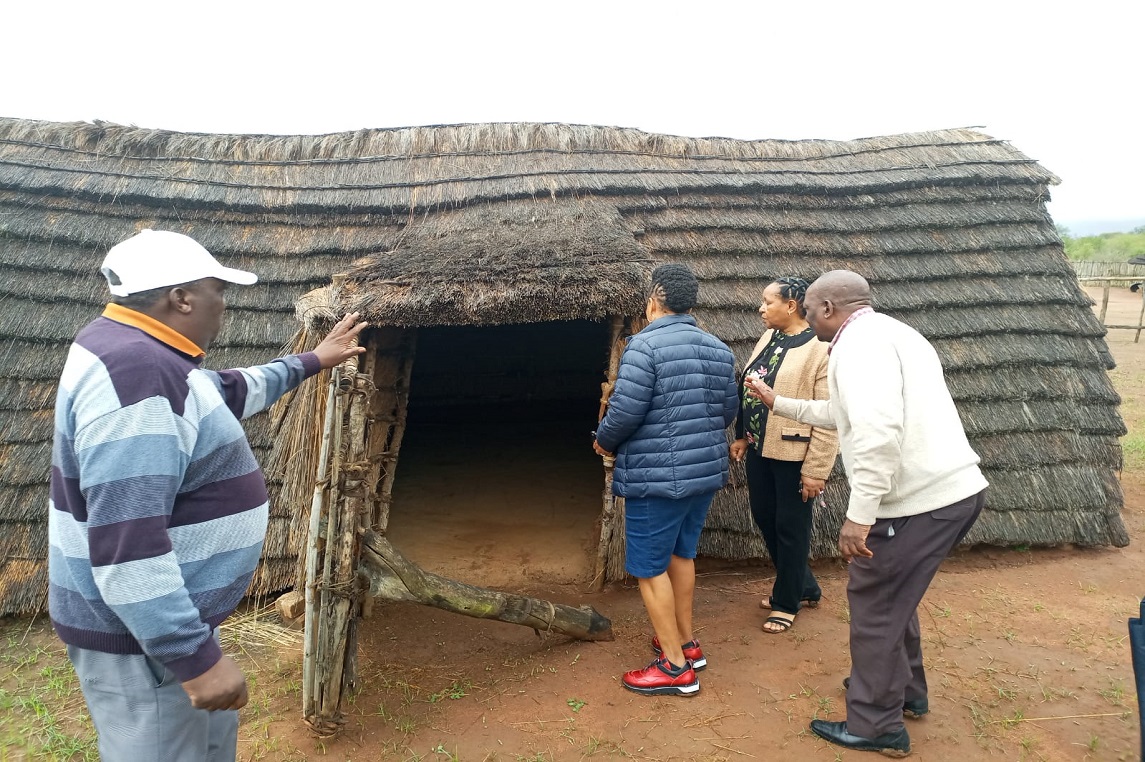 Caption.... MEC for Sport, Arts and Culture, Ms. Nakedi Grace Kekana and Head of Department Ms. Daphne Mapula Ramokgopa leading a team during Schoemandal Museum visit. The purpose was to assess the progress made thus far. 